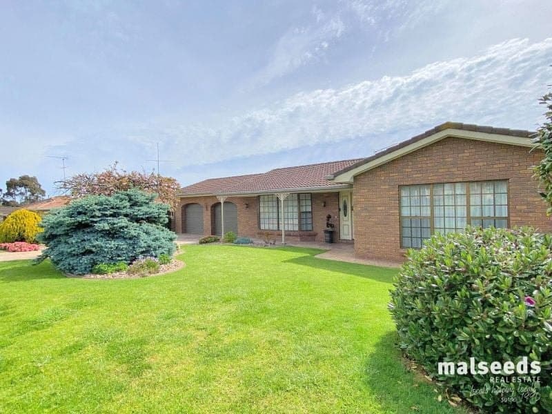 25 Dalkeith Drive Mount Gambier SA, Mount Gambier - Image 1