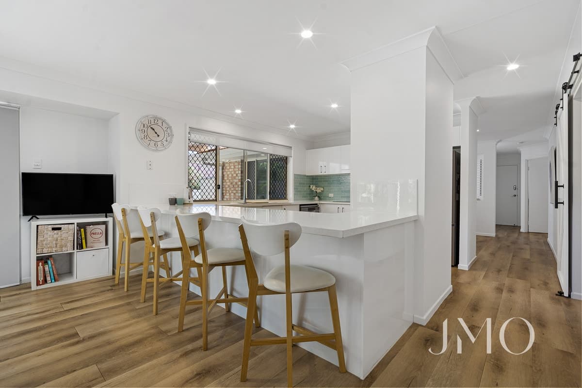 8 Conebush Circuit, ORMEAU, Ormeau - Thumbnail 2