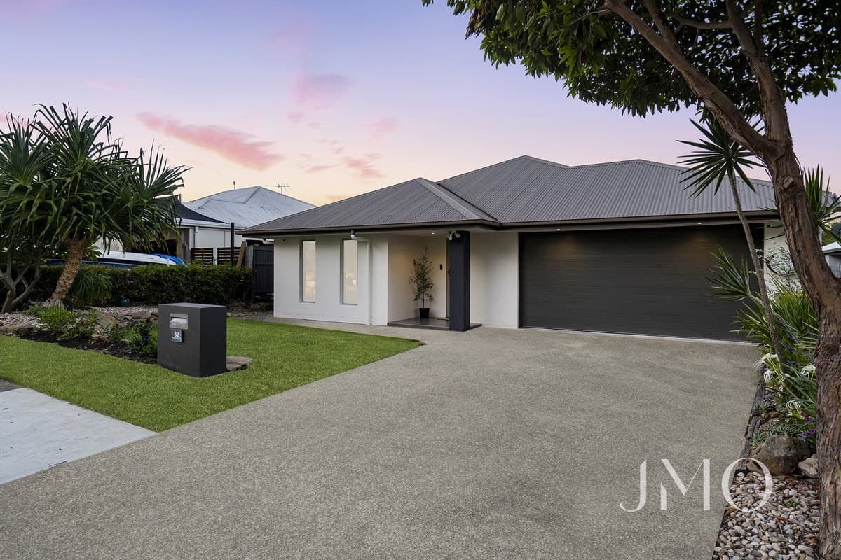 32 Lauradale Crescent, Ormeau, Ormeau - Image 1