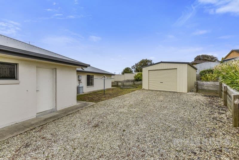 9 Ash Court Mount Gambier SA, Mount Gambier - Image 1