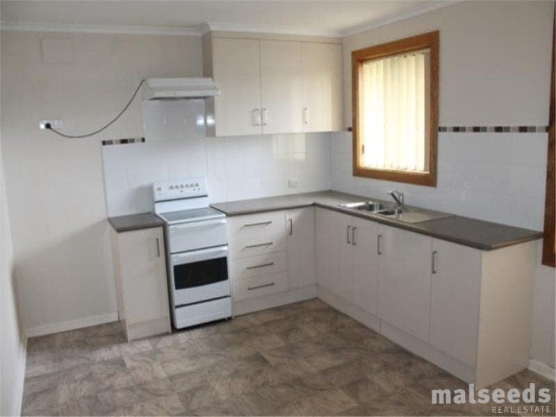 13 Walker Street Millicent SA, Millicent - Thumbnail 5