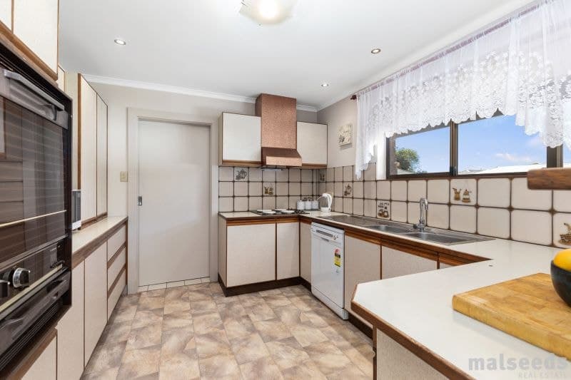 56 Williams Road Millicent SA, Millicent - Thumbnail 8