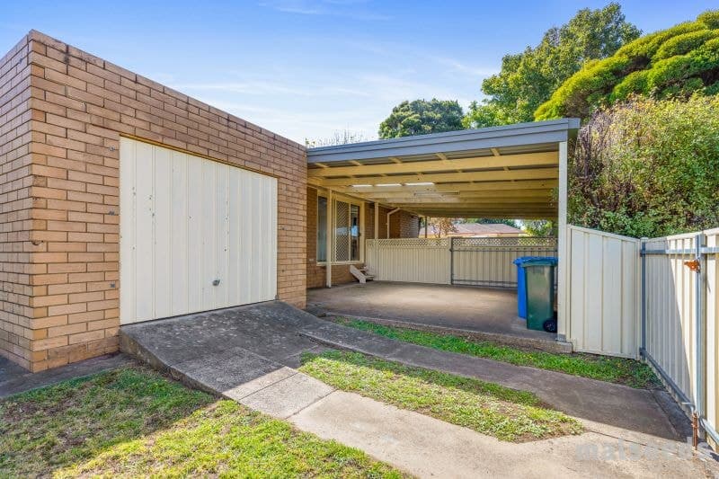 4 Hillcrest Avenue Mount Gambier SA, Mount Gambier - Image 1