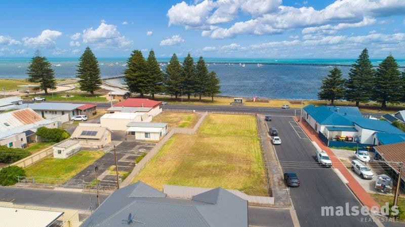 62 Sea Parade Port Macdonnell SA, Port Macdonnell - Thumbnail 7