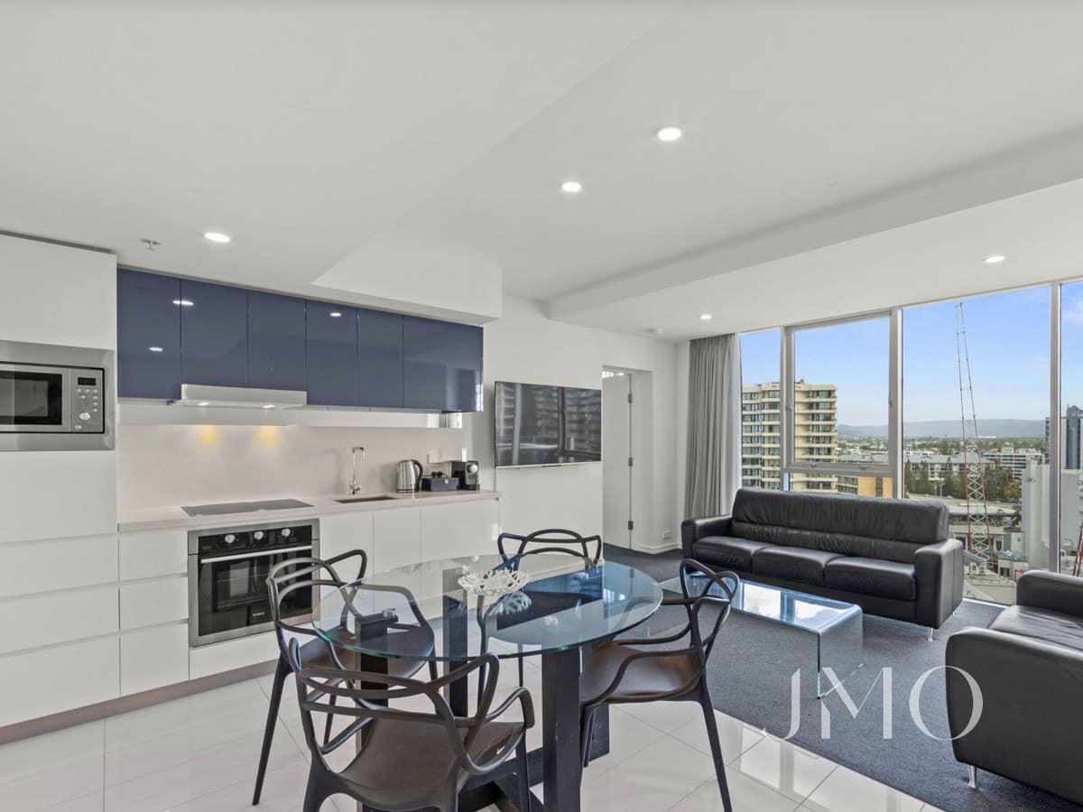 10806/3113 Surfers Paradise Boulevard, Surfers Paradise, Surfers Paradise - Thumbnail 2