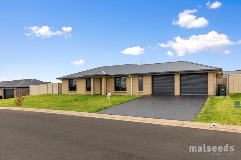 12 Dolomite Drive Mount Gambier SA, Mount Gambier - Thumbnail 3