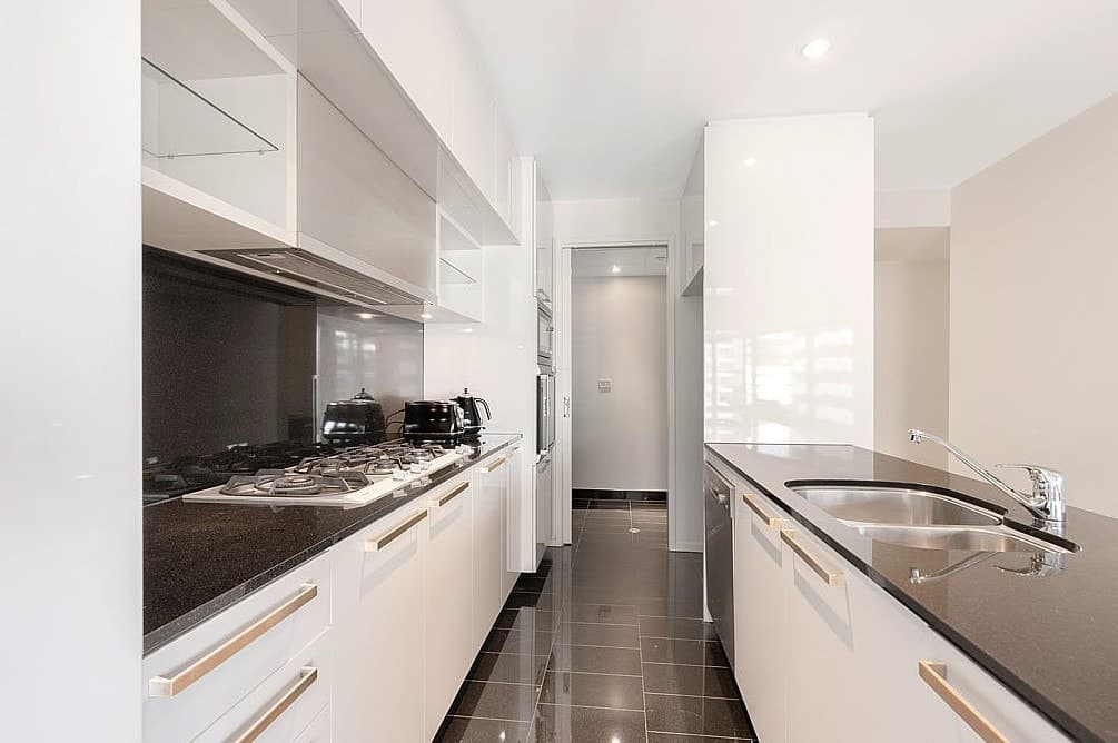 2602/7 Riverside  Quay, Southbank - Thumbnail 3