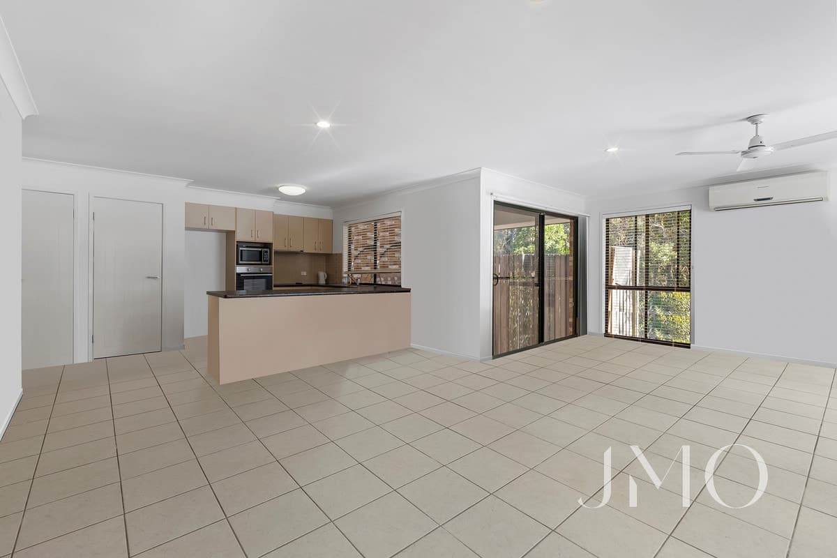 1/12 Lawson Street, Upper Coomera, Upper Coomera - Thumbnail 3