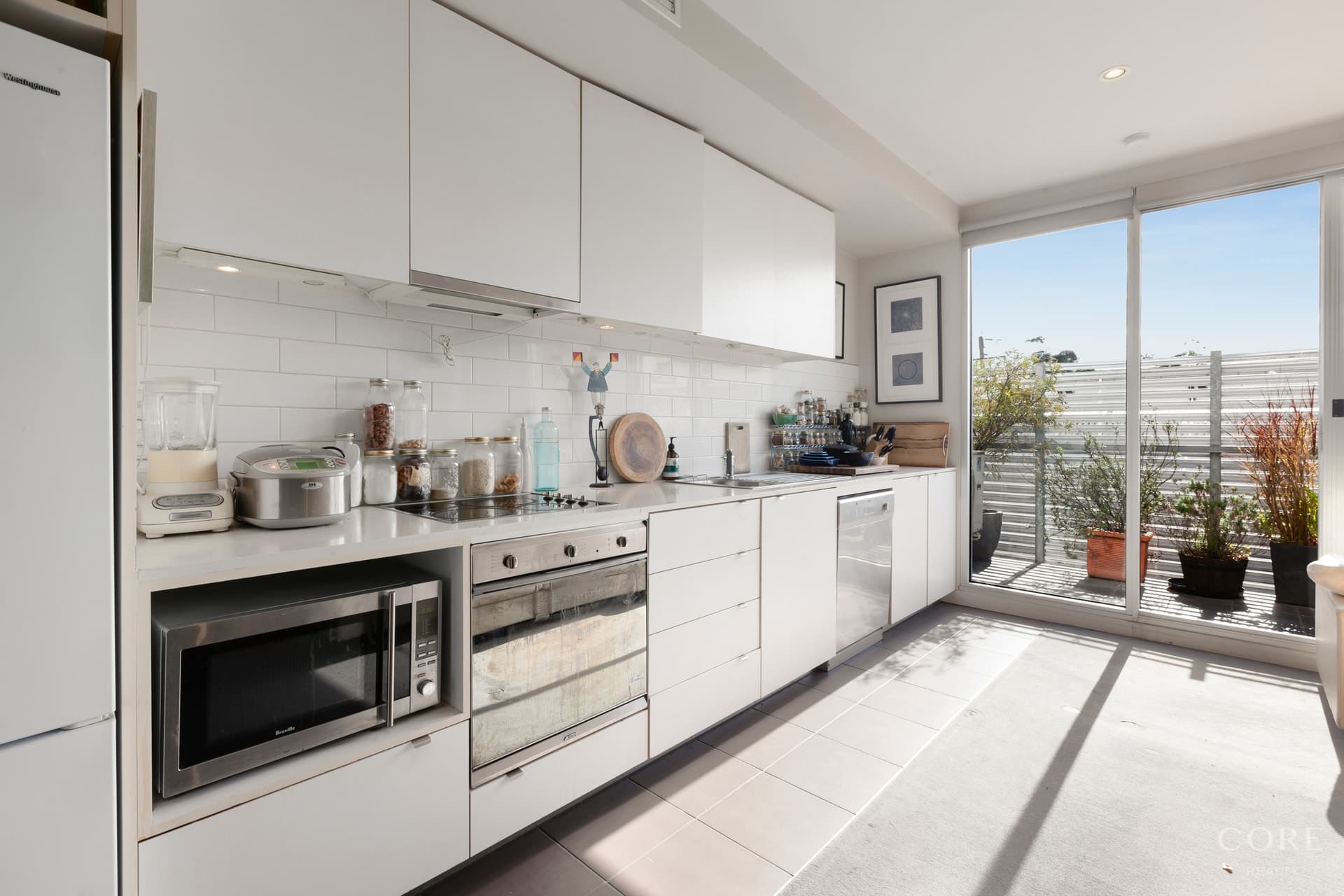 4/24 Byron Street, North Melbourne - Thumbnail 4