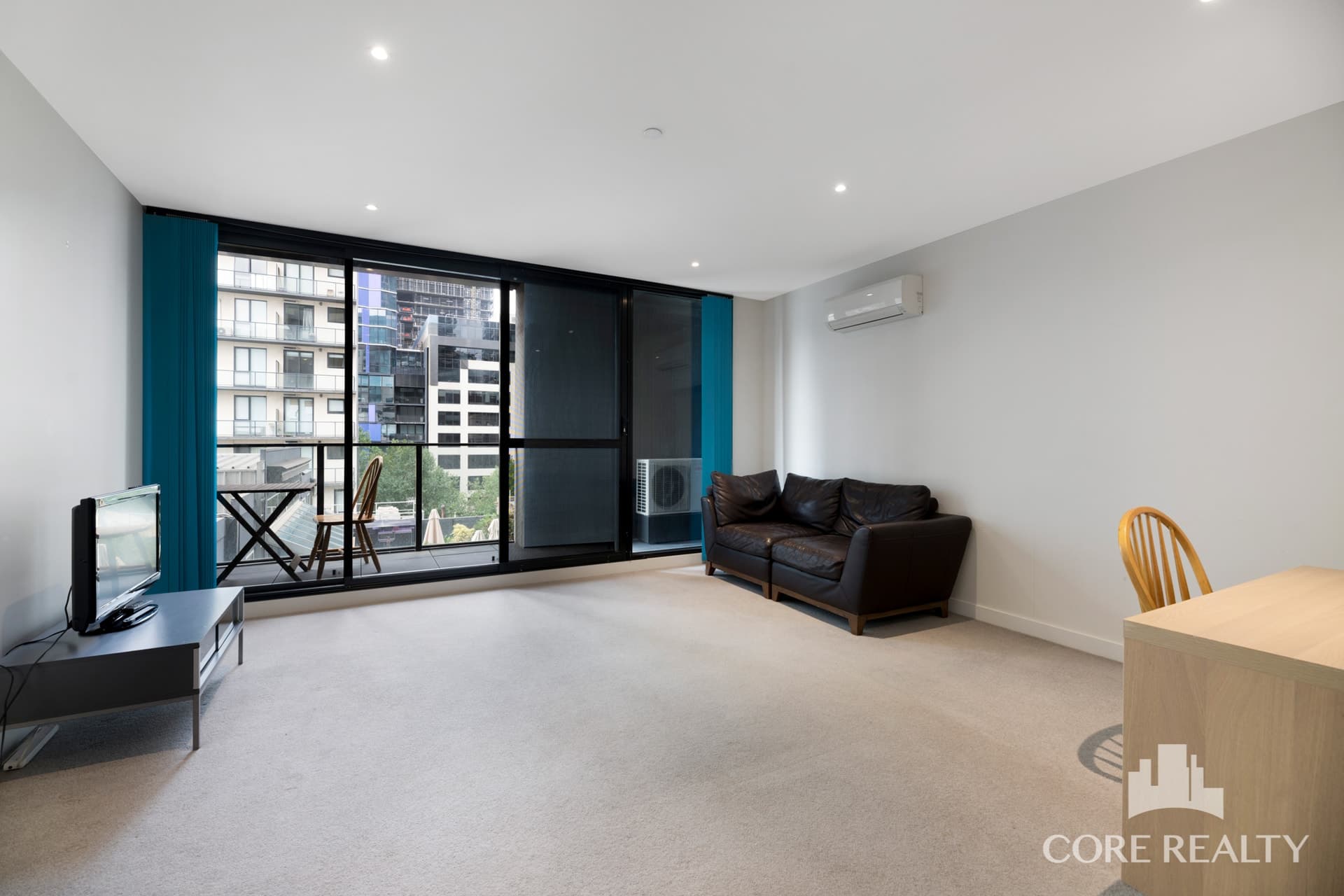 507/155 Franklin Street, Melbourne - Image 1