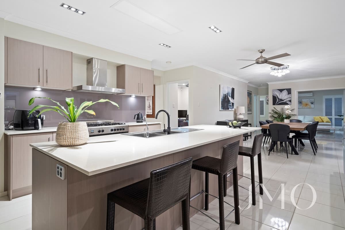 12 Bloomfield Court, Ormeau, Ormeau - Thumbnail 3