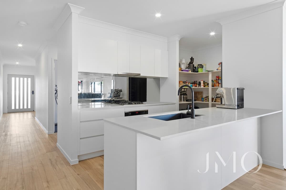 242 Goldmine Road, Ormeau, Ormeau - Thumbnail 2