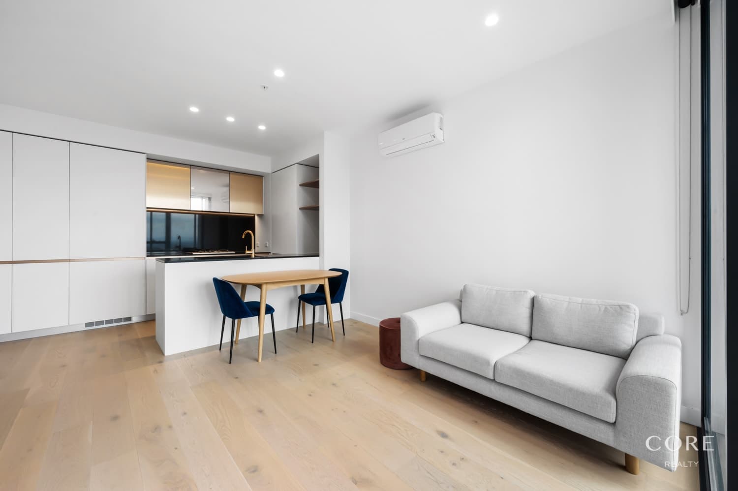 5012/228 La Trobe  Street, Melbourne - Thumbnail 5