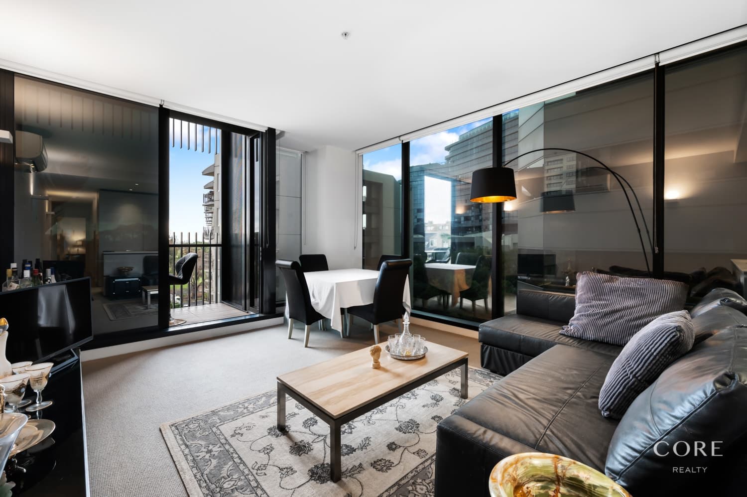 512/470 St Kilda  Road, Melbourne - Thumbnail 2