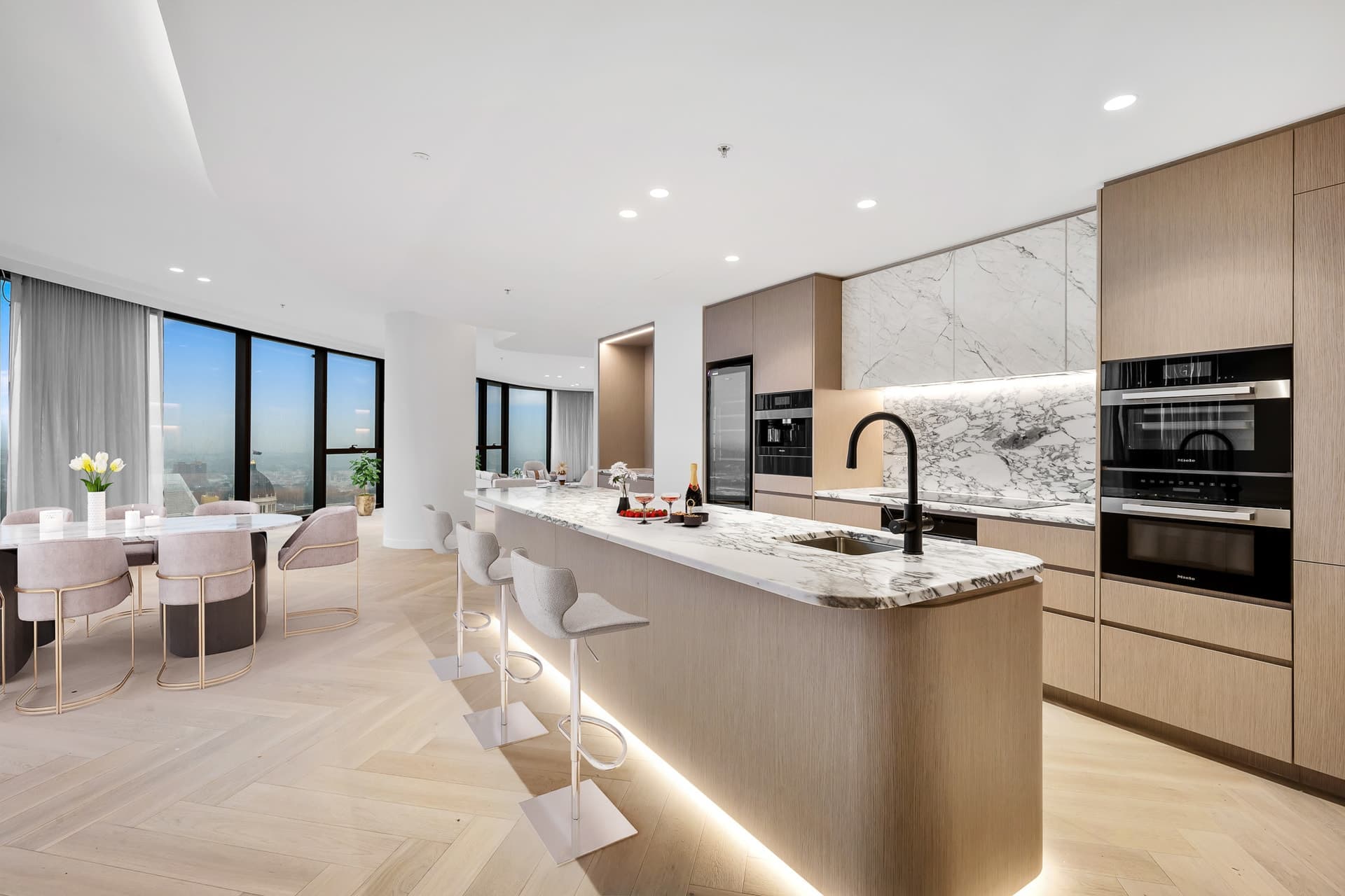 2301/308 Exhibition Street, Melbourne - Thumbnail 5