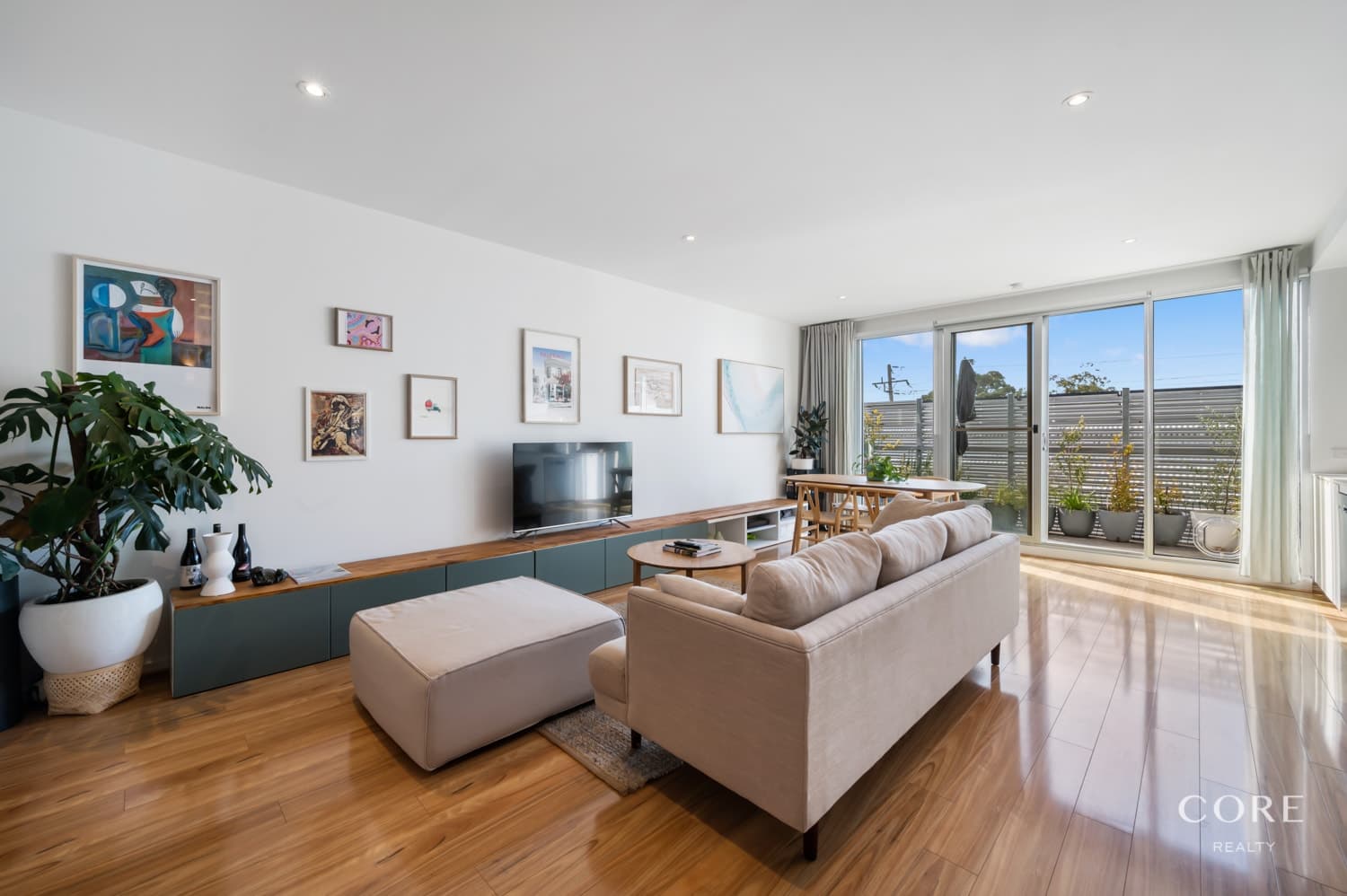 3/22 Byron Street, North Melbourne - Image 1