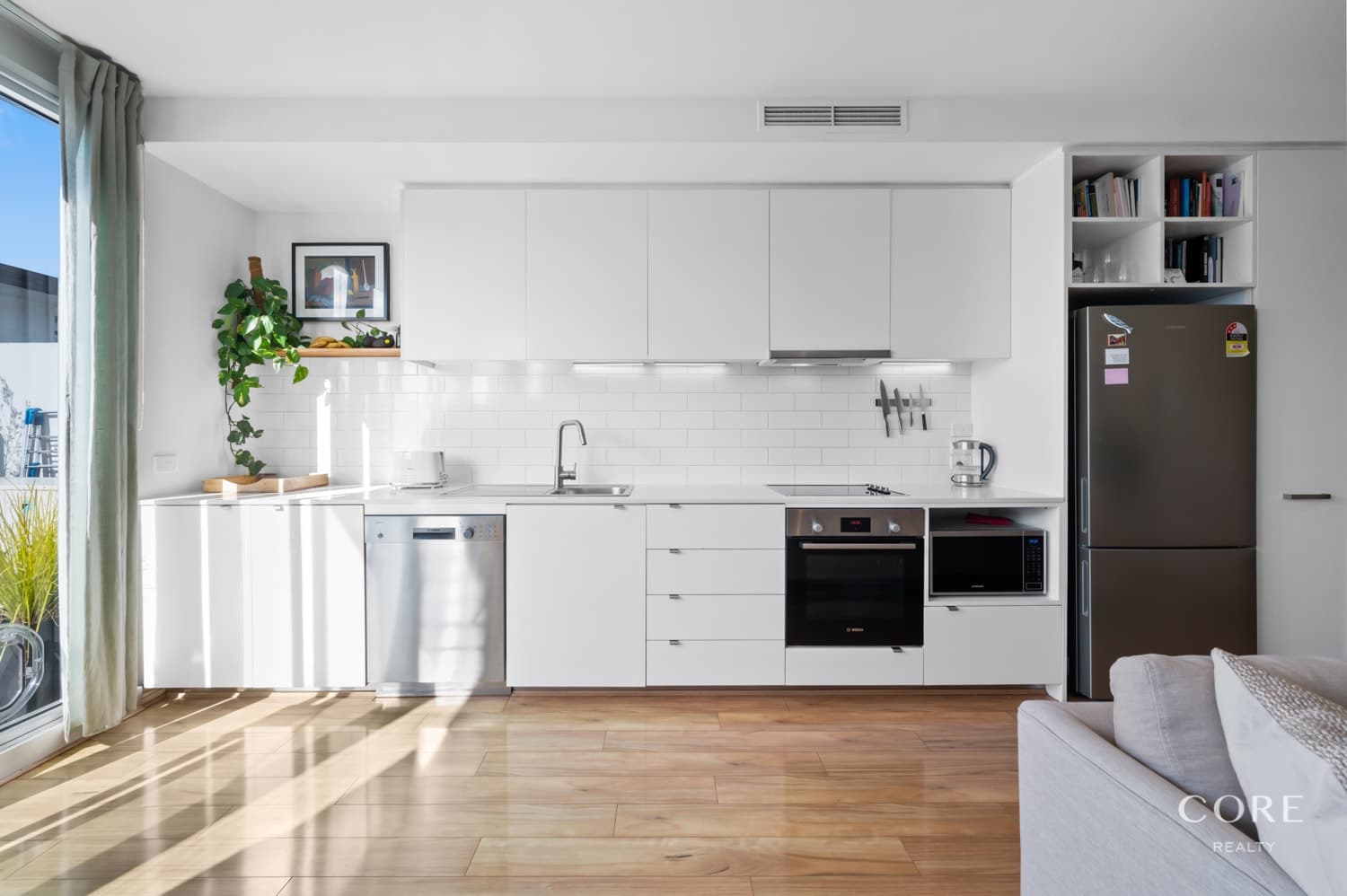 3/22 Byron Street, North Melbourne - Thumbnail 2