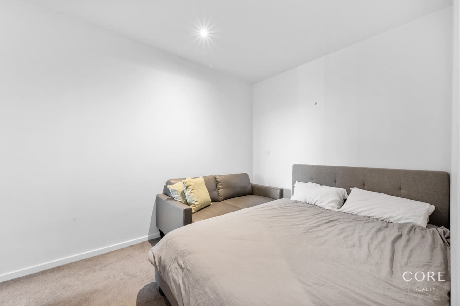 1111/68 La Trobe Street, Melbourne - Thumbnail 7