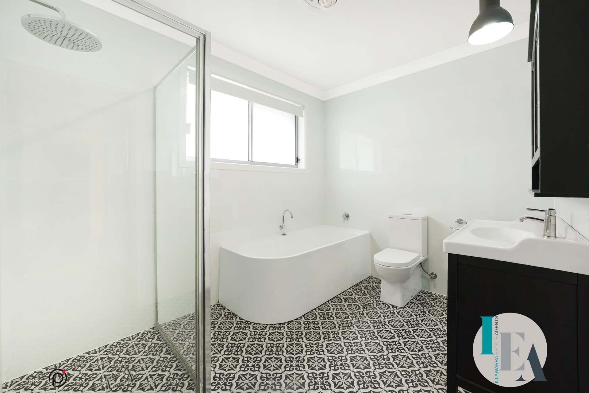 2/139 Central Avenue, Oak Flats NSW 2529, Oak Flats - Thumbnail 2