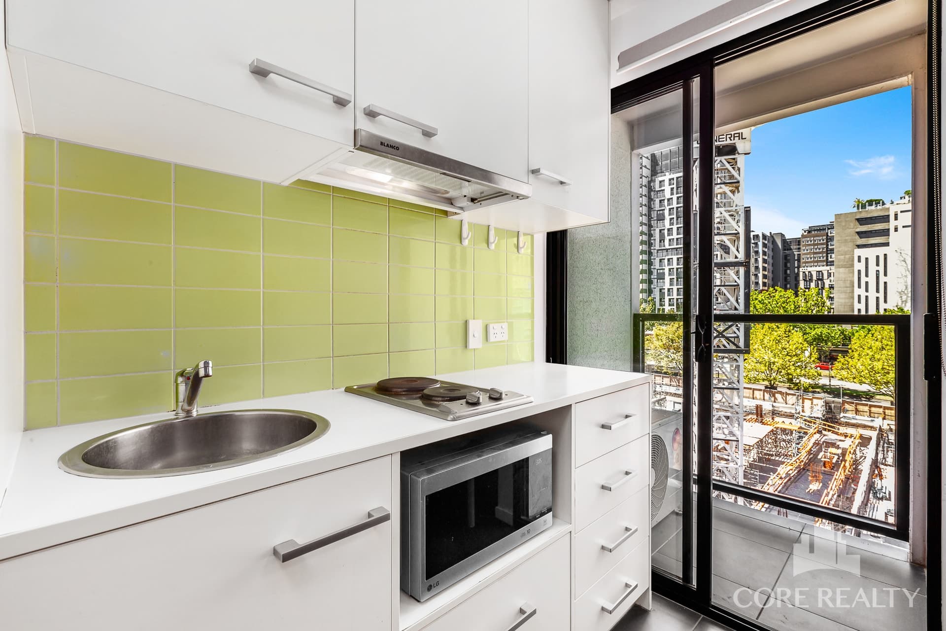 515/188 Peel Street, North Melbourne - Thumbnail 3