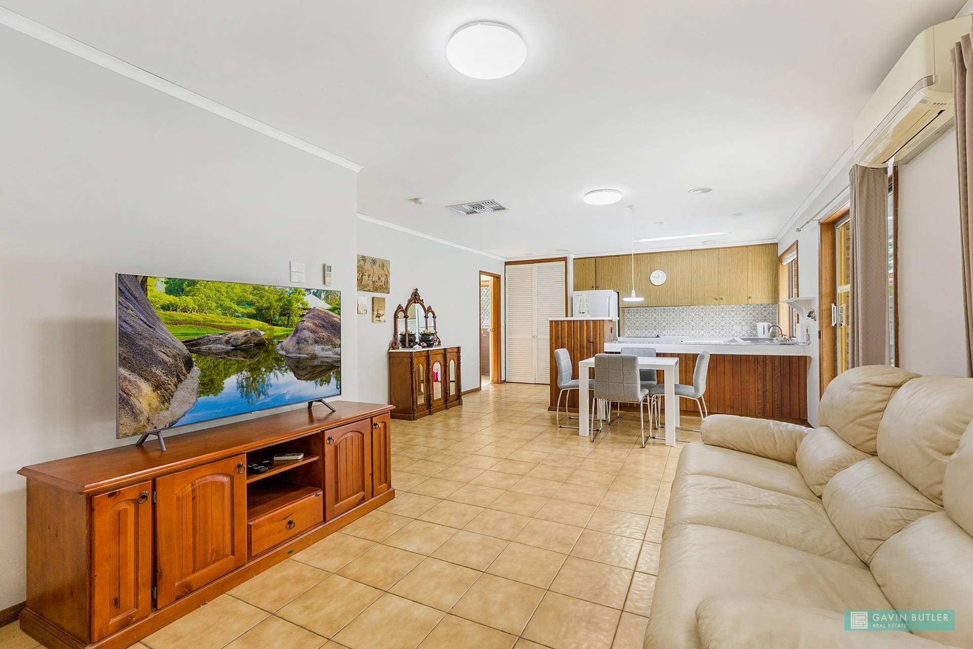 11 Amaroo Cres, Strathdale, VIC, Strathdale - Thumbnail 3