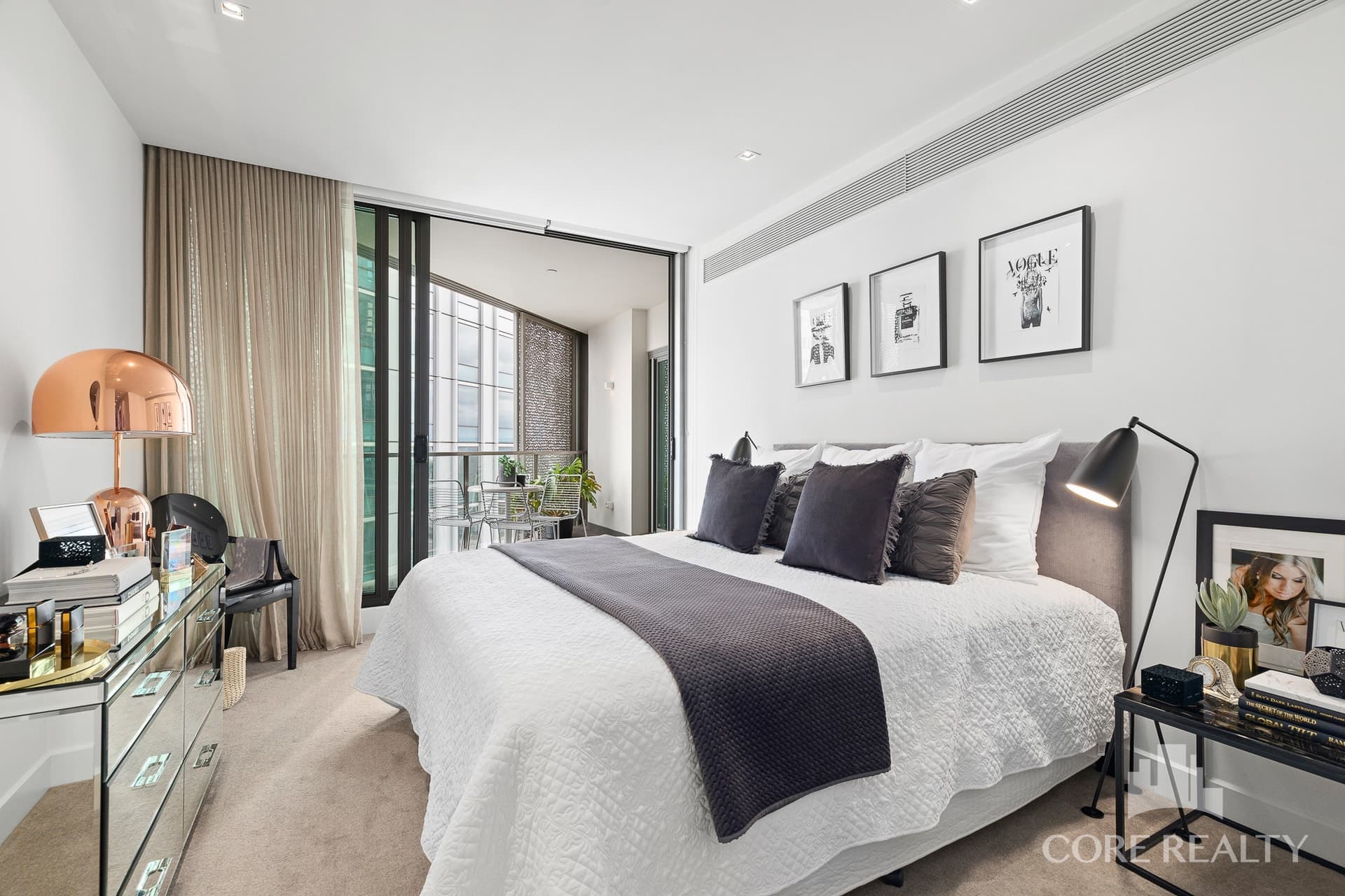 1605/8 Kavanagh Street, Southbank - Thumbnail 3
