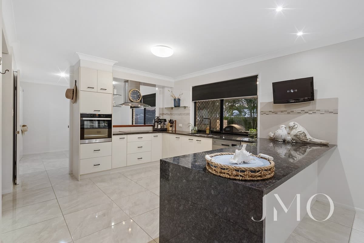 8 Mullins Street, Ormeau Hills, Ormeau Hills - Thumbnail 2