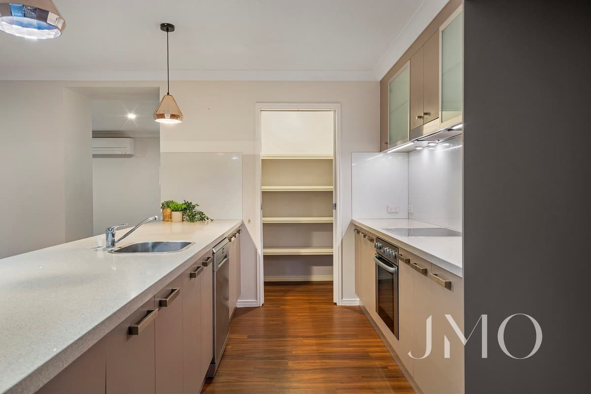 15 Pincally Crescent, Ormeau, Ormeau - Thumbnail 3