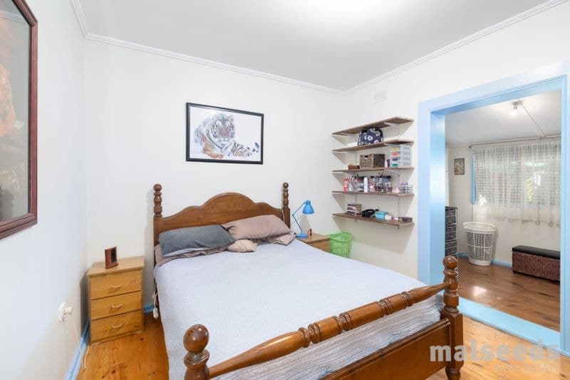 19 Douglas Street Mount Gambier SA, Mount Gambier - Thumbnail 7