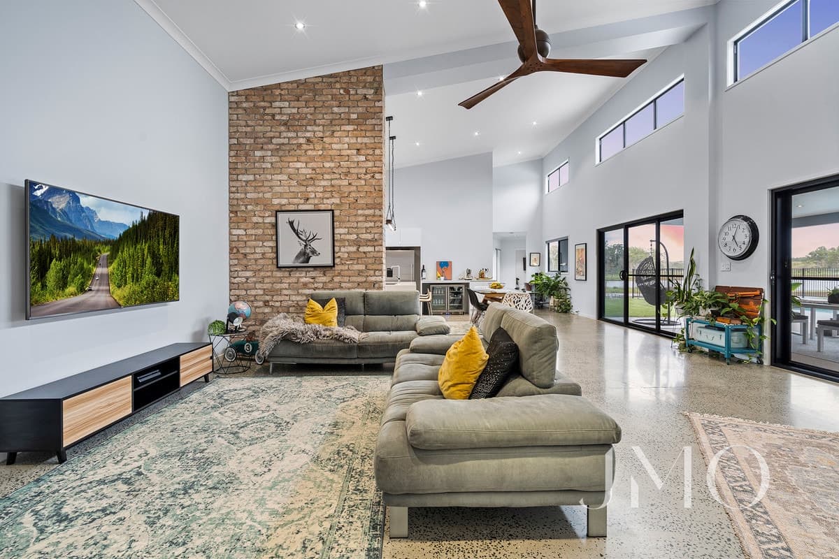 17-19 Mount Vista Place, Tamborine, Tamborine - Image 1