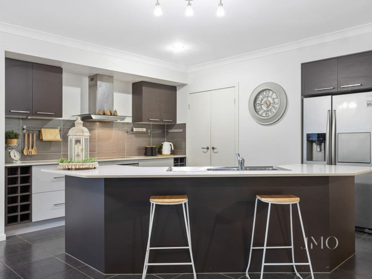 22 Olivevale Street, ORMEAU, Ormeau - Thumbnail 3