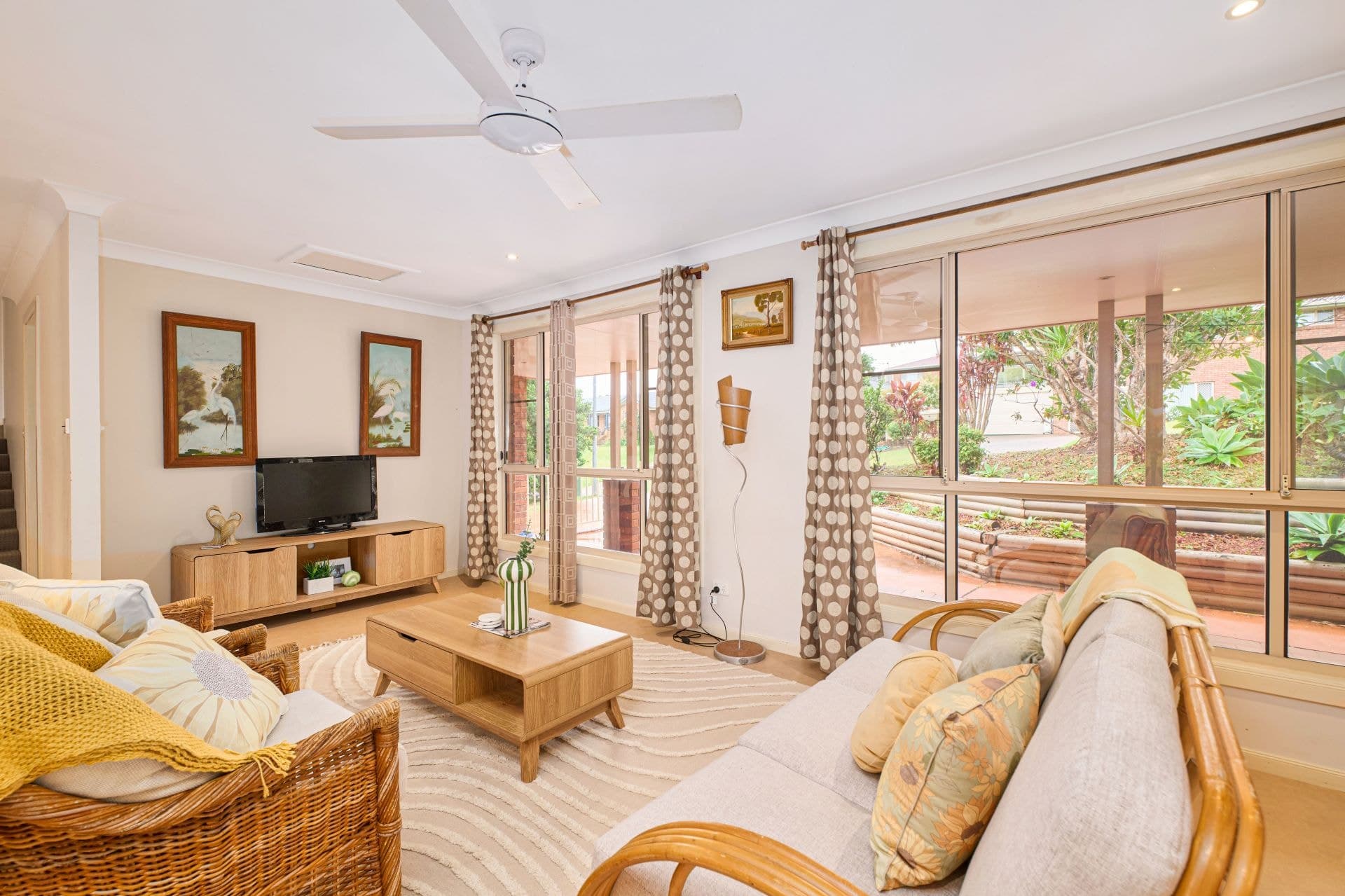 11 Clearwater Crescent Port Macquarie NSW, Port Macquarie - Thumbnail 2