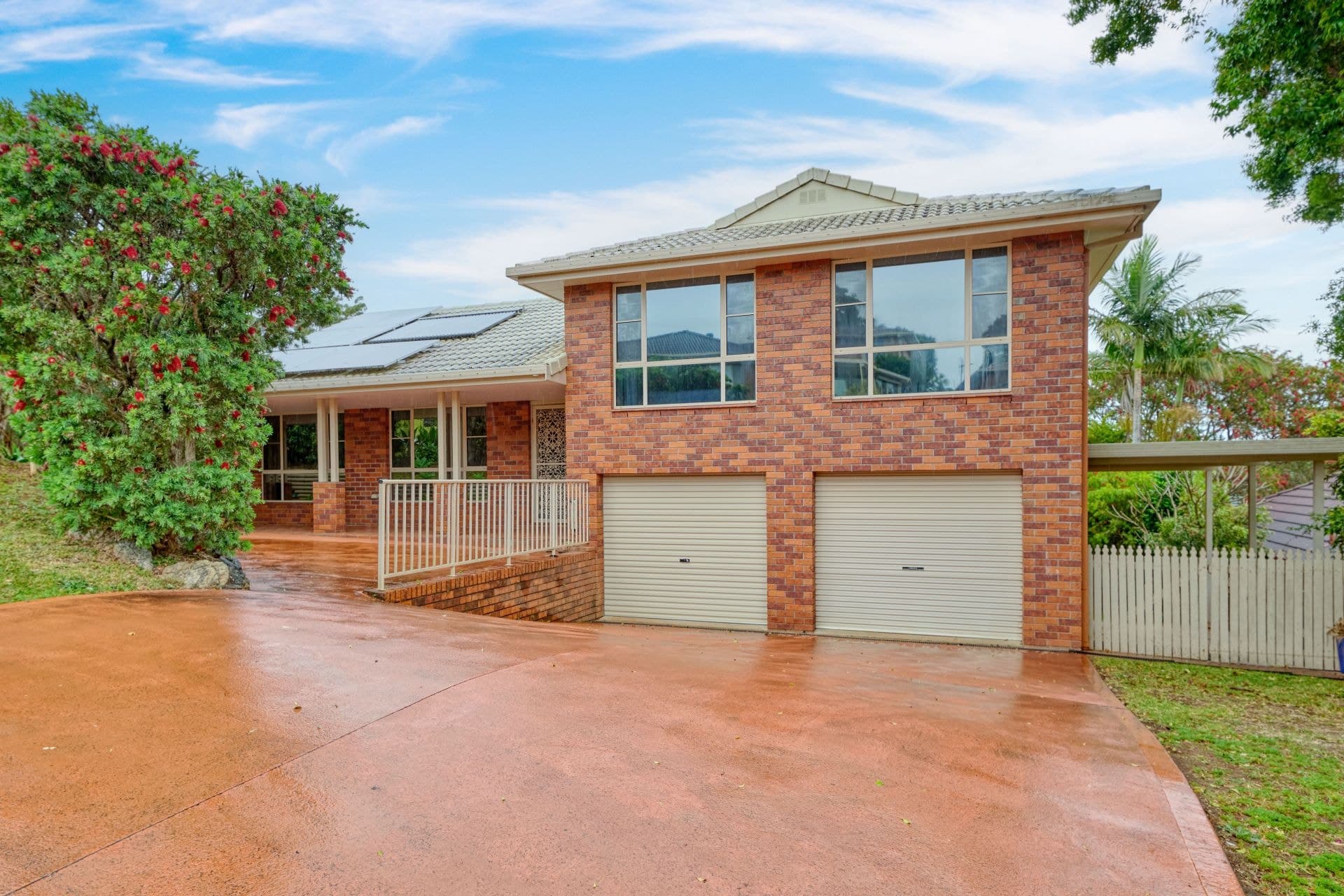 11 Clearwater Crescent Port Macquarie NSW, Port Macquarie - Thumbnail 3