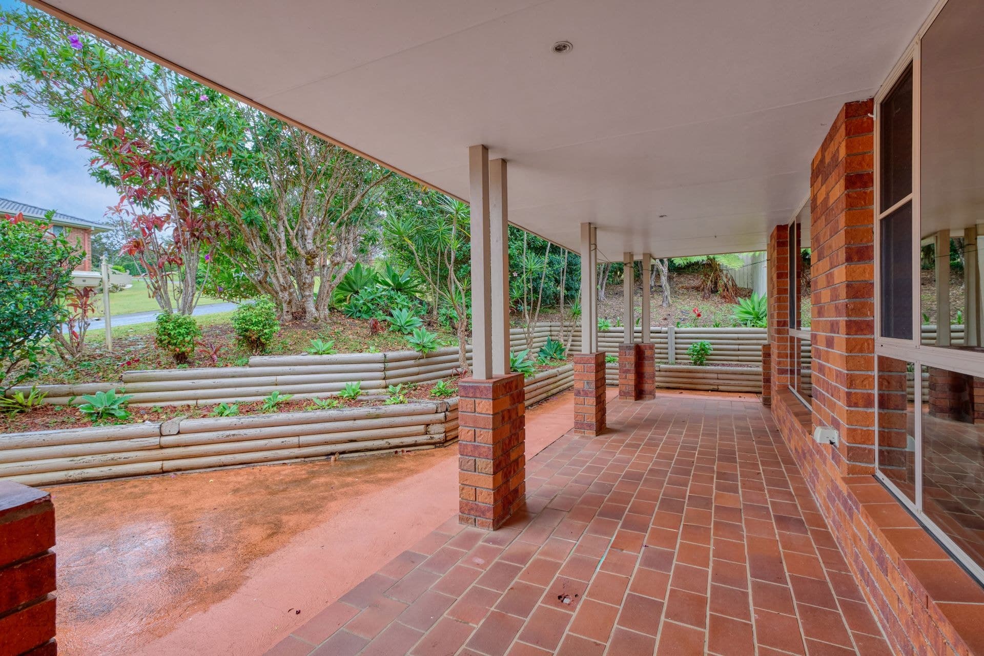 11 Clearwater Crescent Port Macquarie NSW, Port Macquarie - Thumbnail 4
