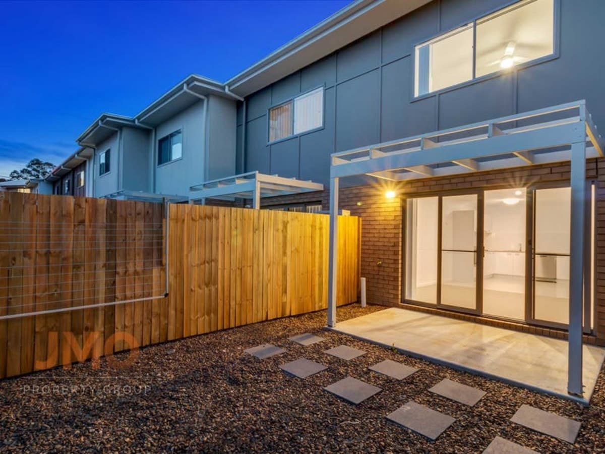 8/11 Thistledome Street, MORAYFIELD, Morayfield - Thumbnail 2