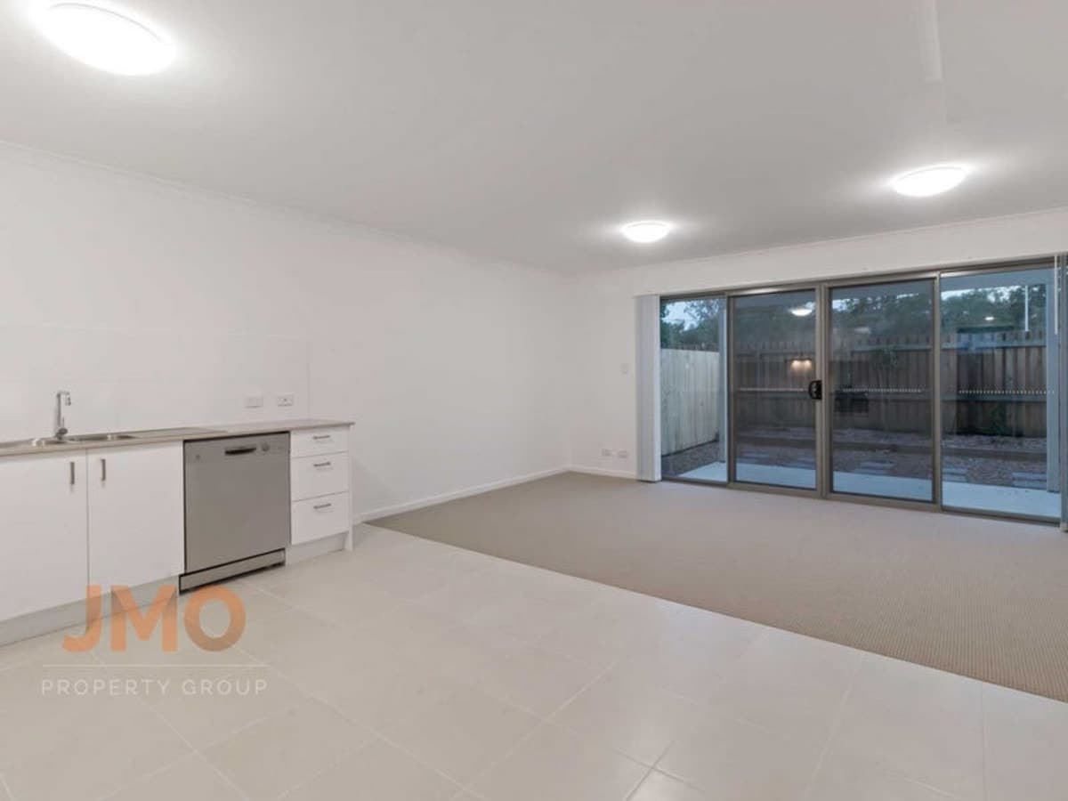 8/11 Thistledome Street, MORAYFIELD, Morayfield - Thumbnail 3