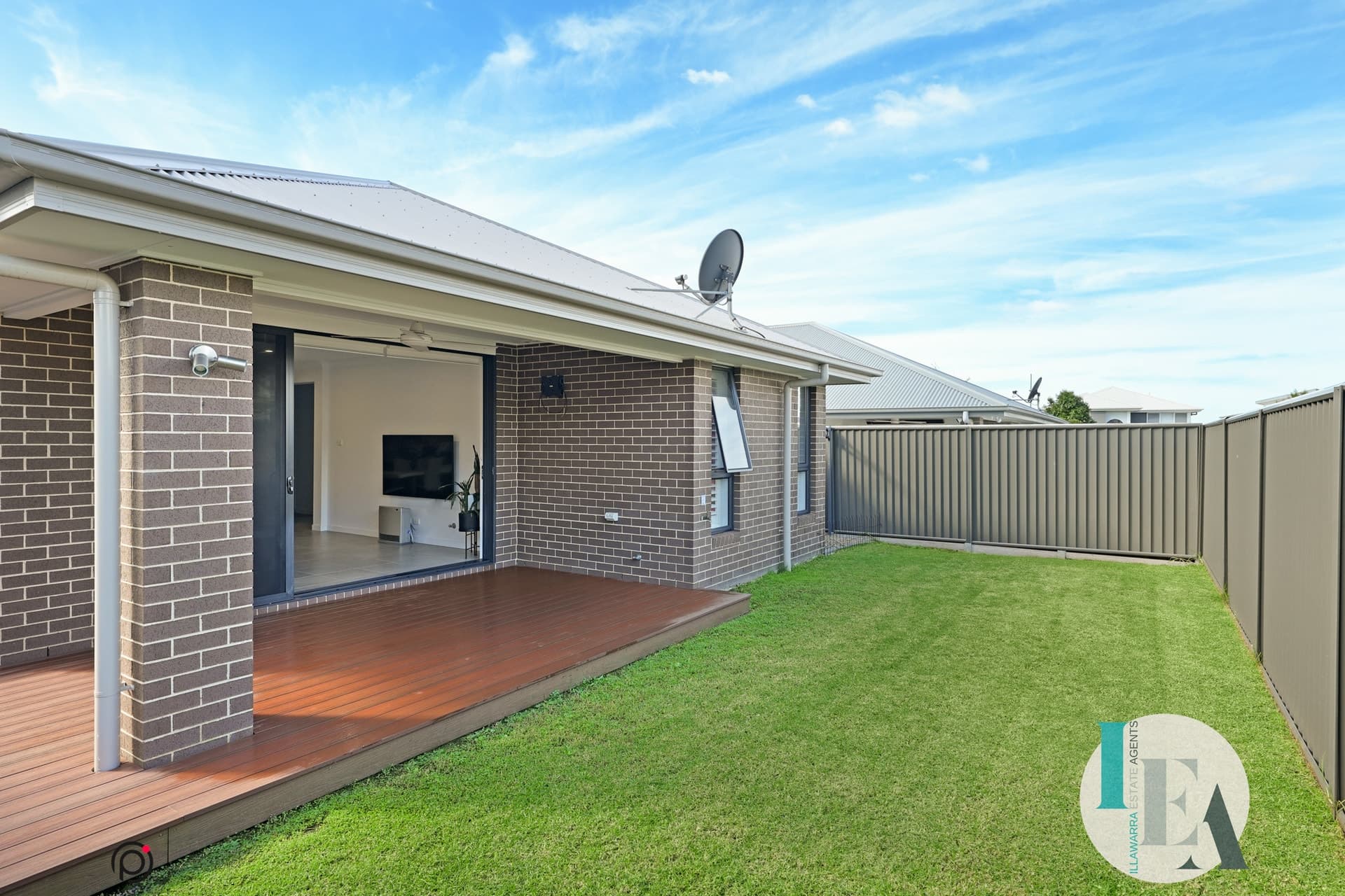 7833/5 Gugara Street, Calderwood NSW 2527, Calderwood - Image 1