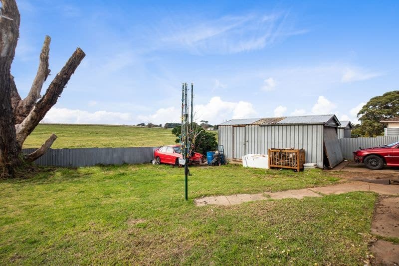 8 Manda Street Mount Gambier SA, Mount Gambier - Thumbnail 2