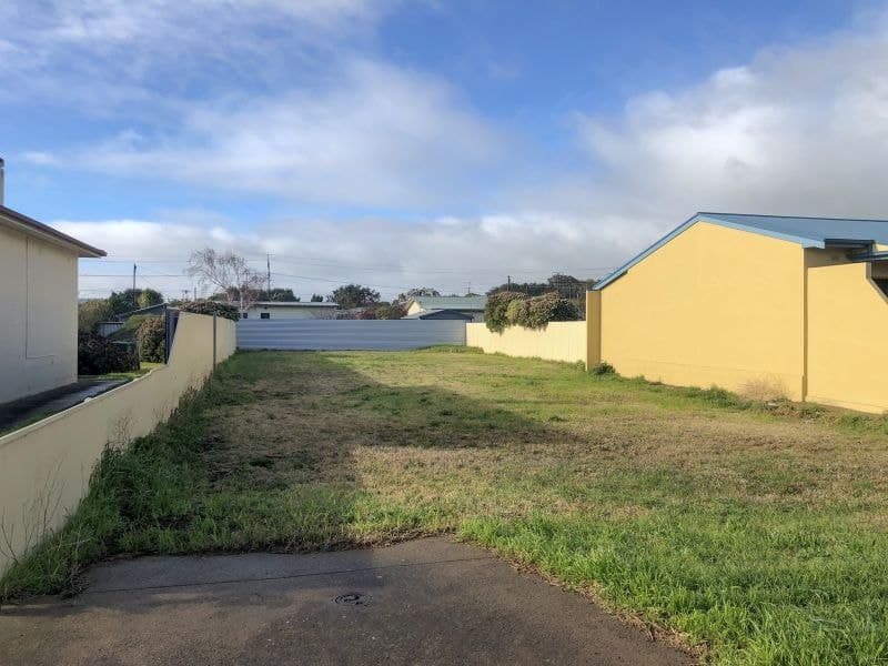 13 Whennen Street Millicent SA, Millicent - Image 1