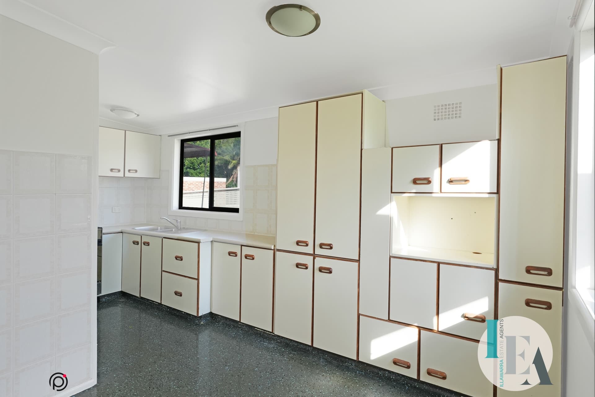 2451/17 Barnes Street, Warilla NSW 2528, Warilla - Thumbnail 5