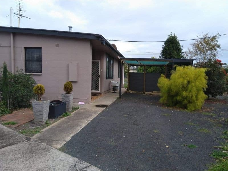 20 Newsham Avenue Mount Gambier SA, Mount Gambier - Thumbnail 2