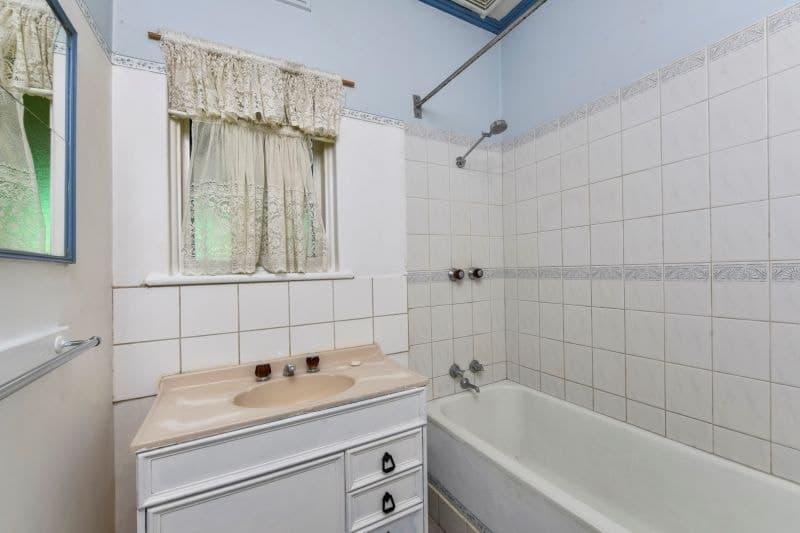 19 Orr Street MOUNT GAMBIER SA, Mount Gambier - Thumbnail 2
