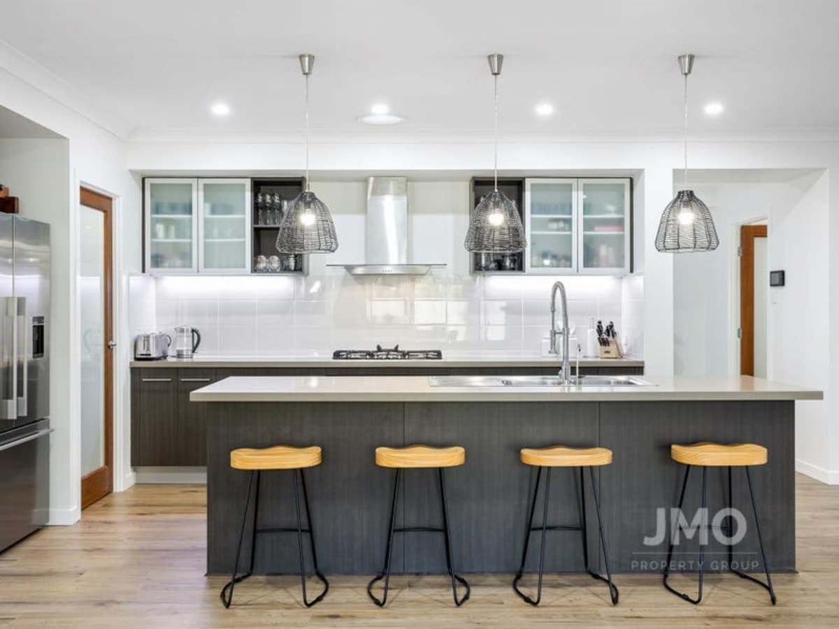 32 Ravensthorpe Street, ORMEAU, Ormeau - Image 1