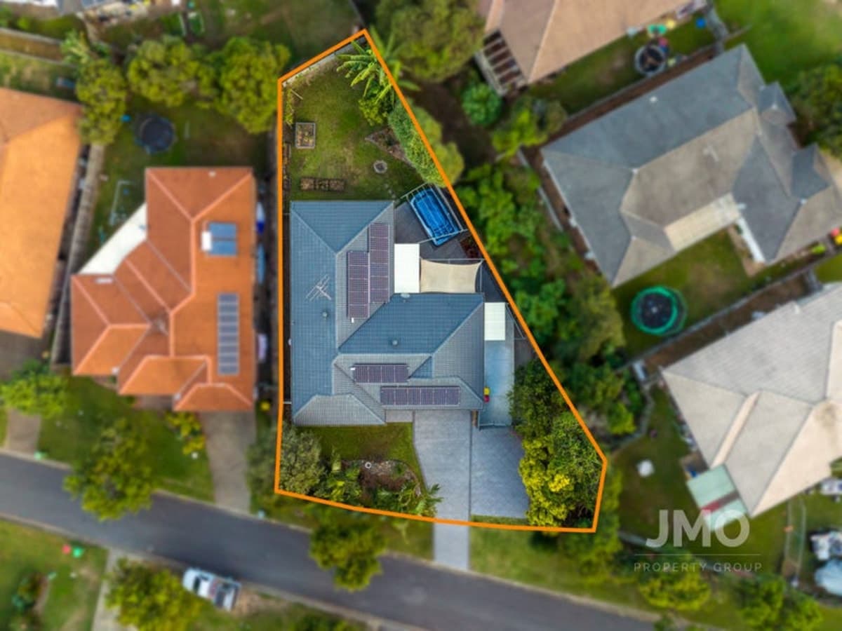 3 Dahlia Crescent, ORMEAU, Ormeau - Thumbnail 2