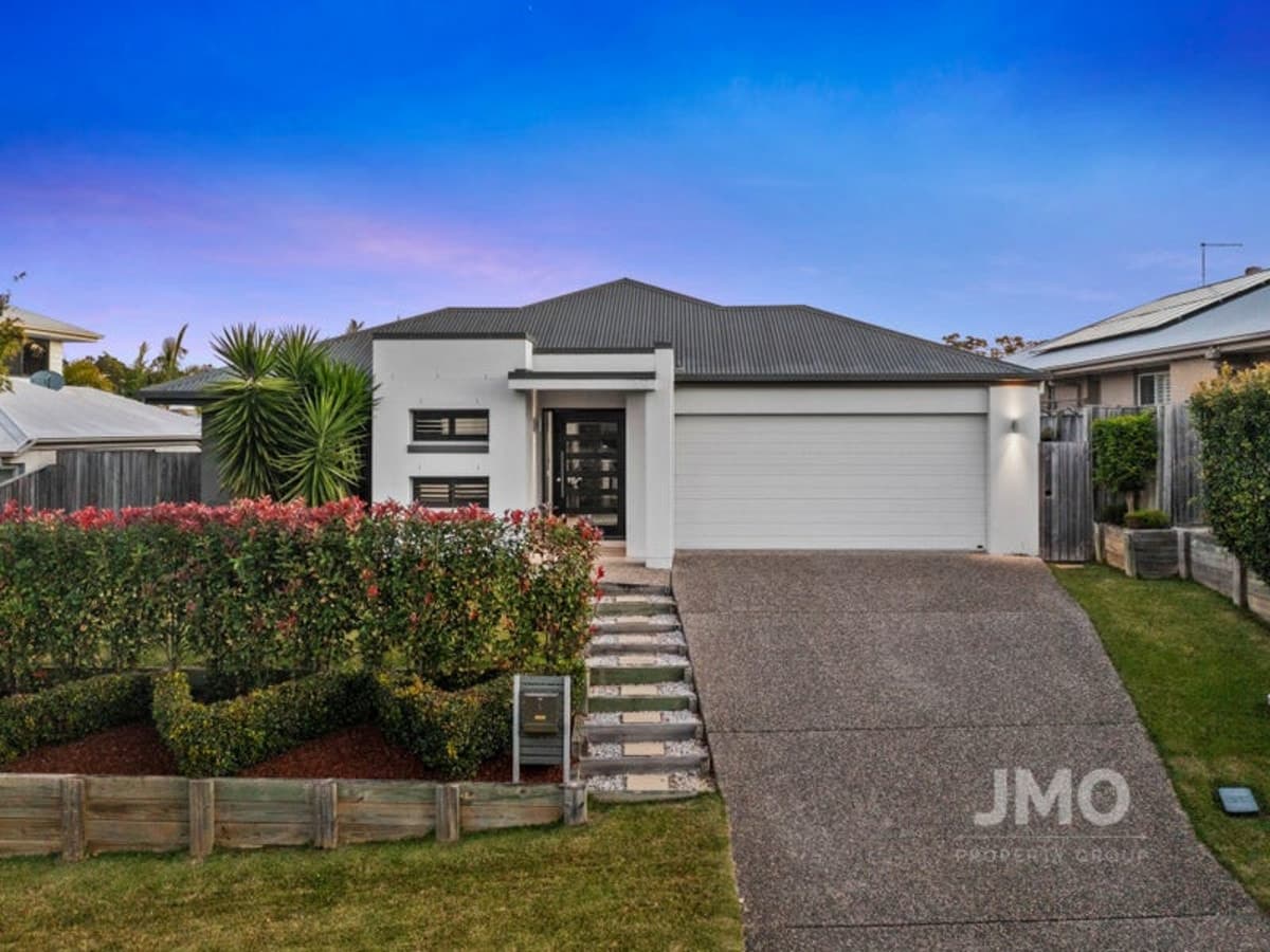 6 Bloomfield Court, ORMEAU, Ormeau - Image 1