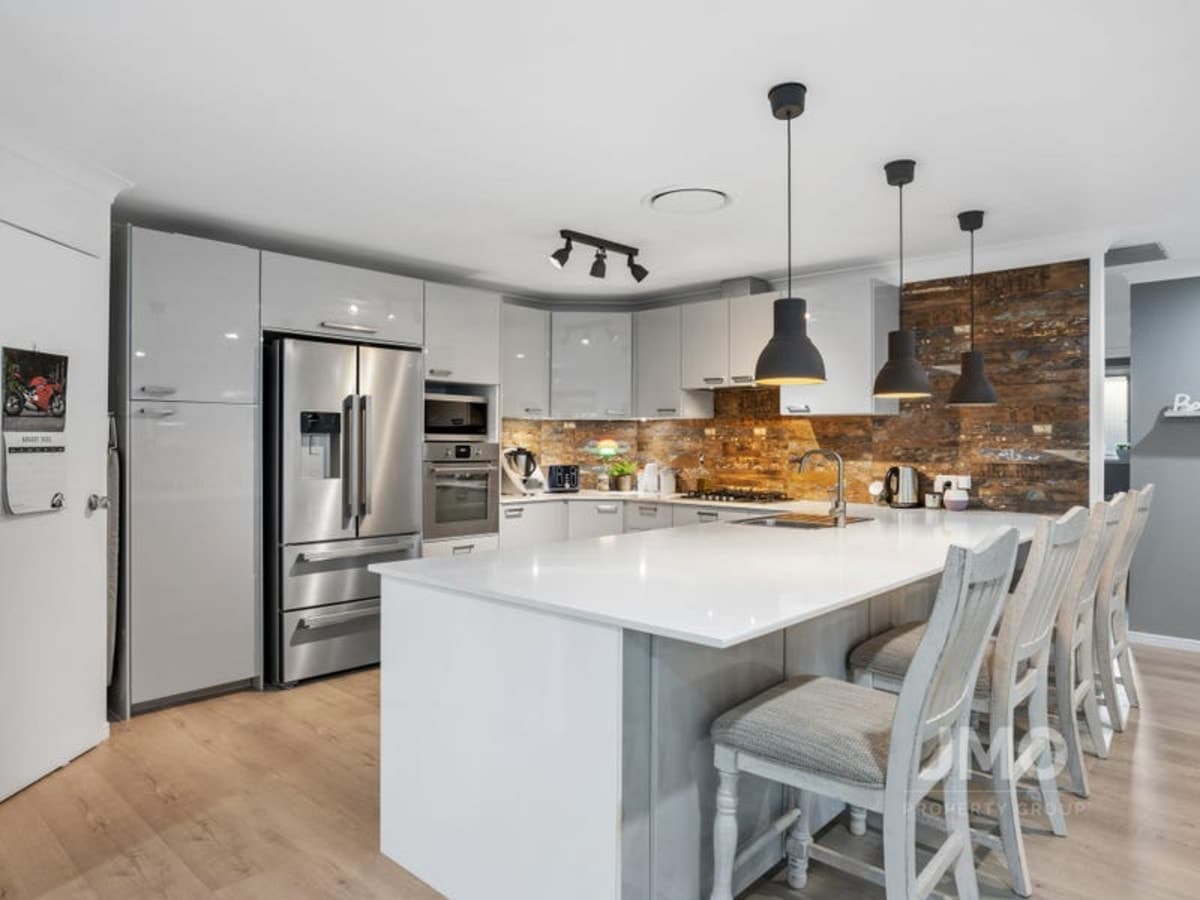 10 Senna Street, ORMEAU, Ormeau - Thumbnail 3