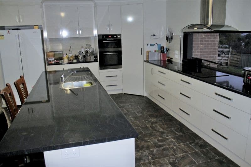 28 Bruning Place Mount Gambier SA, Mount Gambier - Thumbnail 2