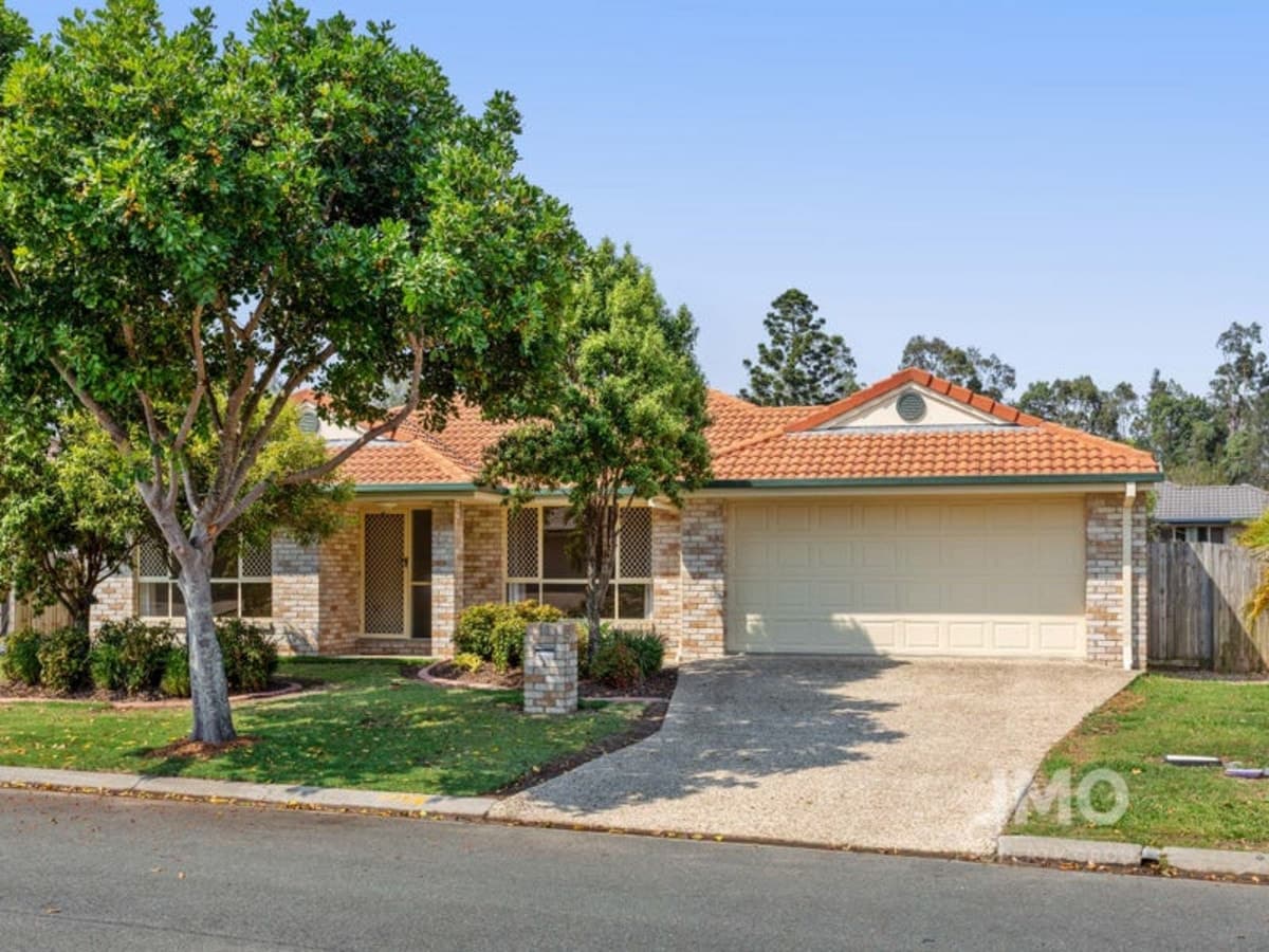 31 Shawnee Crescent, PIMPAMA, Pimpama - Image 1