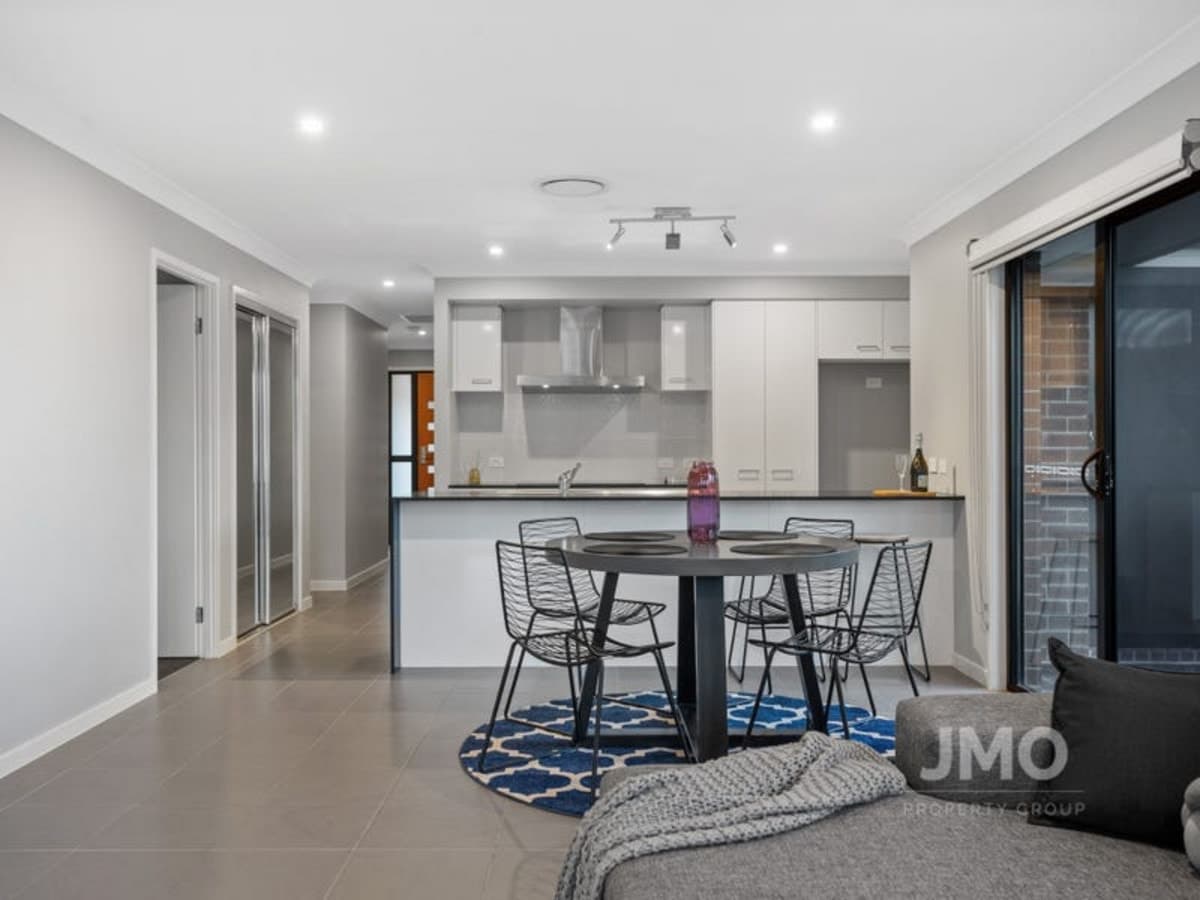 4 Bredbo Street, ORMEAU HILLS, Ormeau Hills - Thumbnail 2
