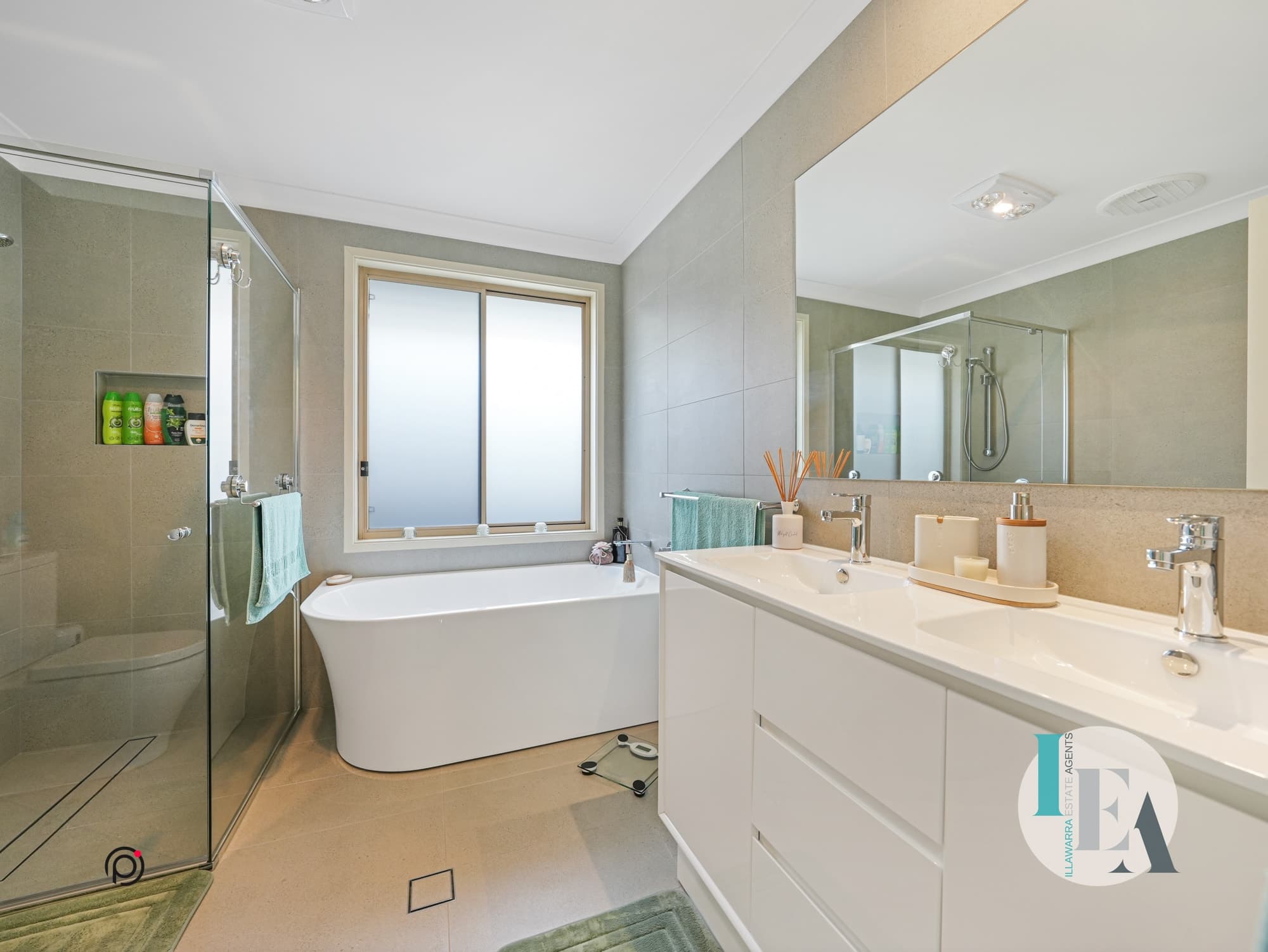 15 Lord Howe Avenue, SHELL COVE NSW 2529, Shell Cove - Image 1